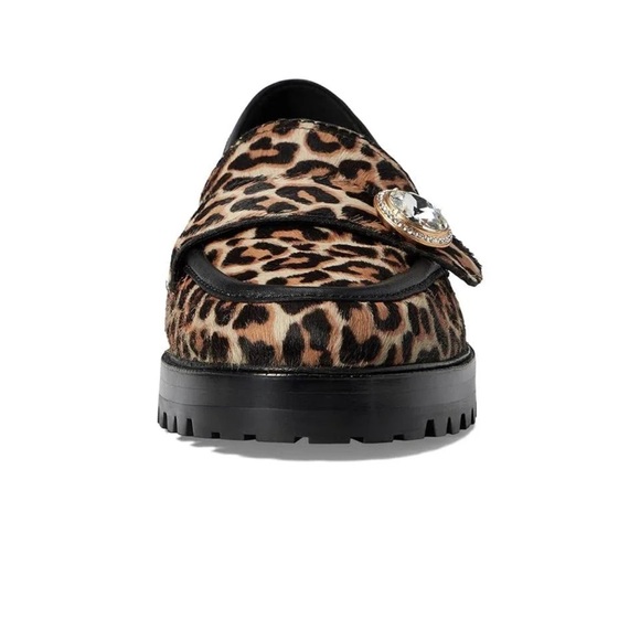 NEW! Posh Leopard Crystal Casual Loafers in size 6. - Picture 8 of 10